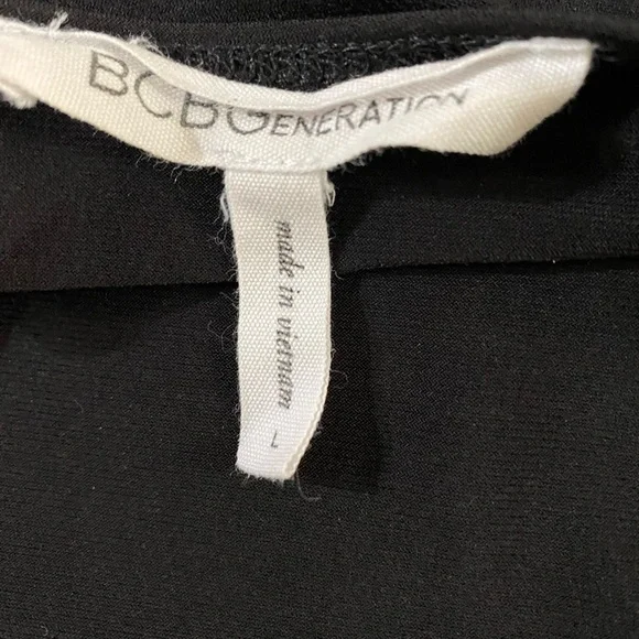 BCBGENERATION Black Jersey knit wrap Romper Size Large - Picture 6 of 7